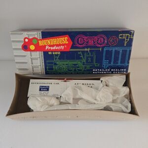 VTG HO Roundhouse 36' Refrigerator Car ATSF Santa Fe Route Reefer Kit NOS #7878